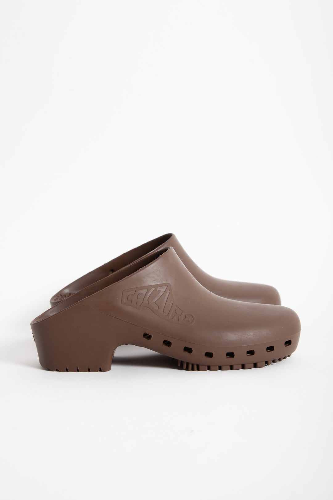 Calzuro Autoclavable Classic Clogs - Professional Medical Clogs Without Ventilation